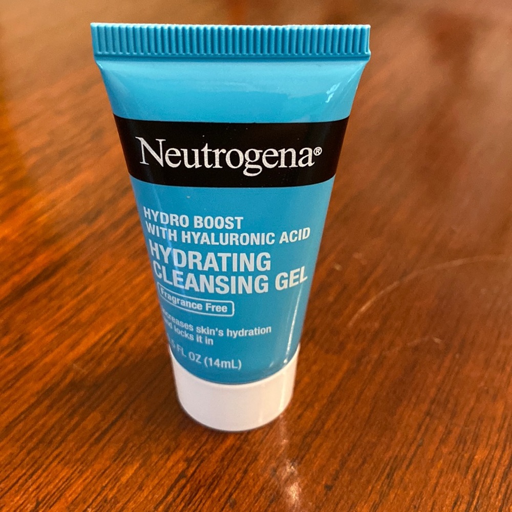 Neutrogena Hydro Boost Hydrating Cleansing Gel Travel Sample Size New Unopened